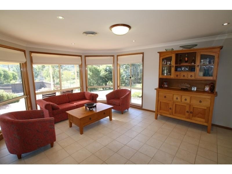 26 Jarvisfield Road, Picton NSW 2571