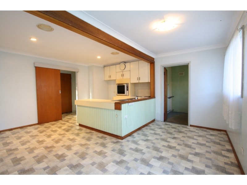 78 Thirlmere Way, Thirlmere NSW 2572