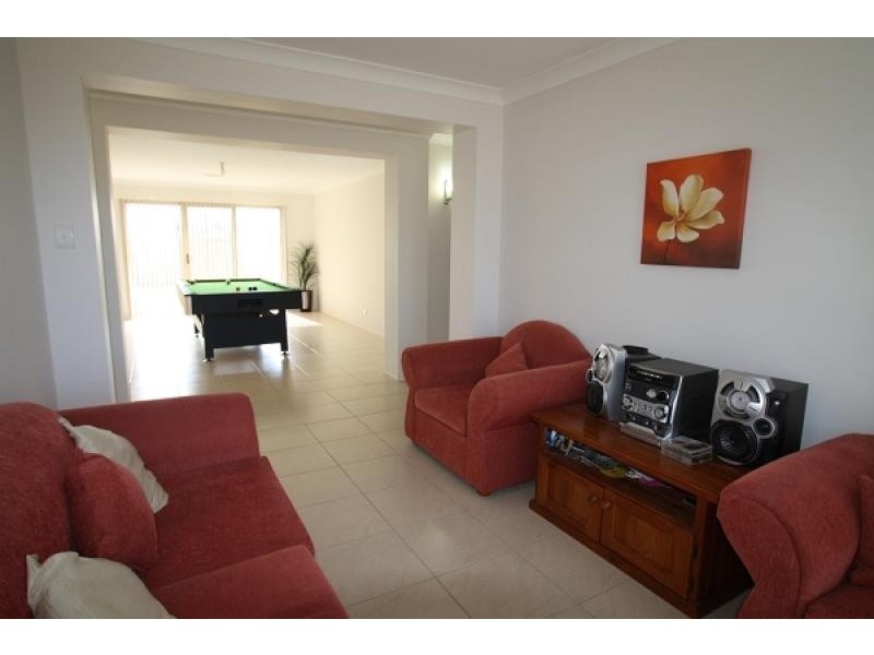 Hill Top NSW 2575