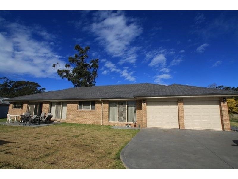 Hill Top NSW 2575