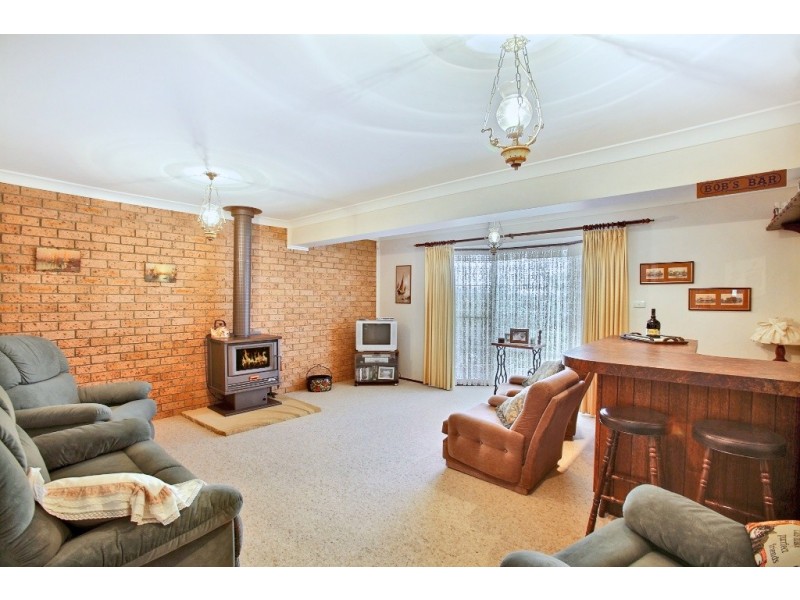 100 Eagles Road, Razorback NSW 2571