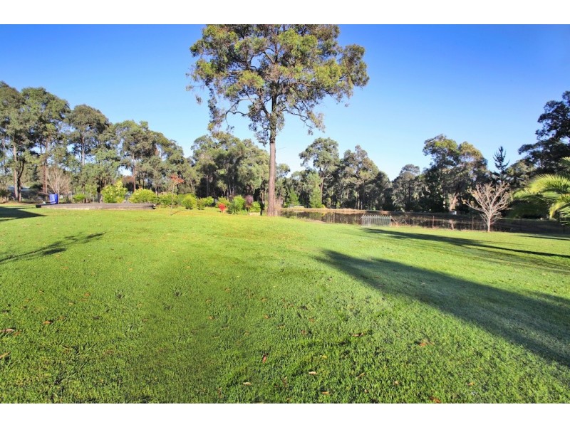 30 Esen Way, Pheasants Nest NSW 2574
