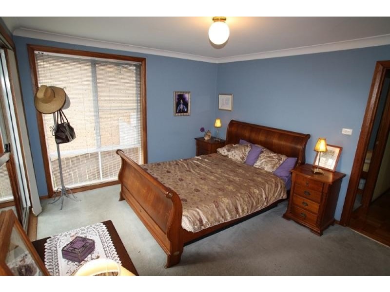 6 Haddon Place, Picton NSW 2571