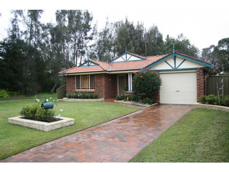 34 Devitt Crescent, The Oaks NSW 2570