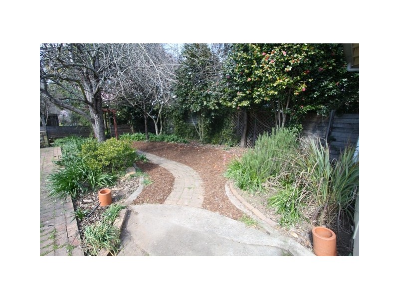 415 Thirlmere Way, Thirlmere NSW 2572