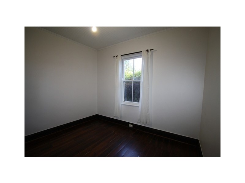 415 Thirlmere Way, Thirlmere NSW 2572