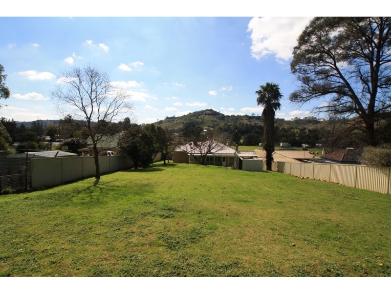 17 Coull Street, Picton NSW 2571