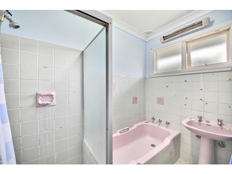 24 Patterson Street, Tahmoor NSW 2573