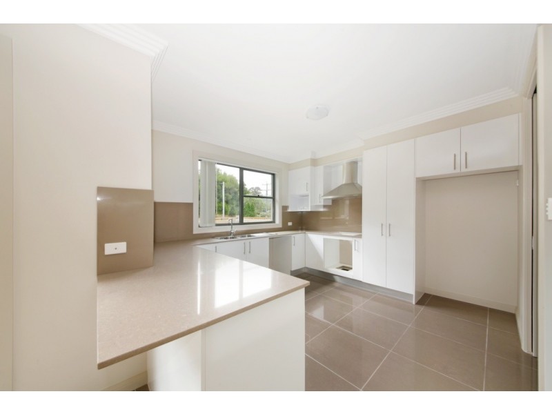 3, 113-123 Menangle Street, Picton NSW 2571