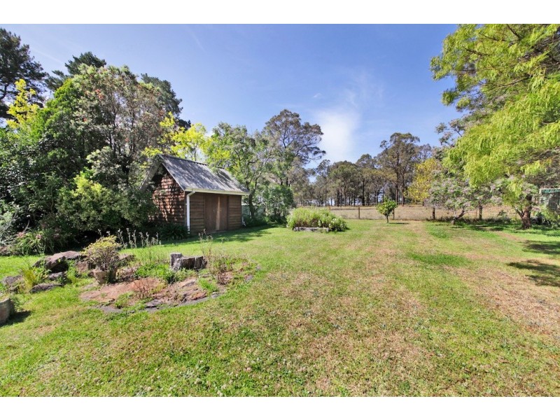 8 Turner Street, Thirlmere NSW 2572