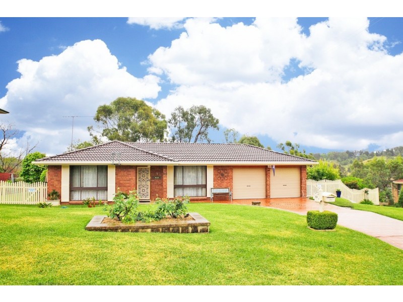 13 Krista Place, Tahmoor NSW 2573