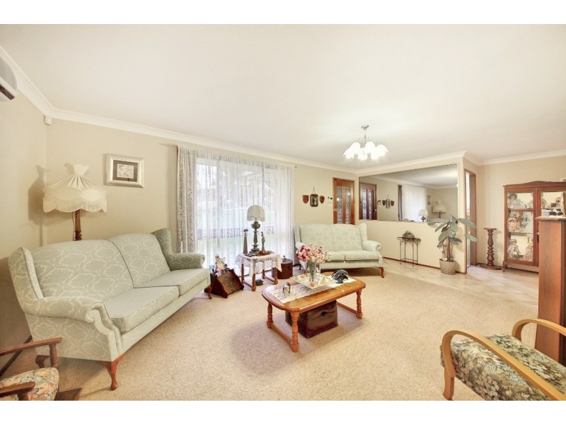 13 Krista Place, Tahmoor NSW 2573