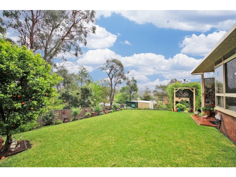 13 Krista Place, Tahmoor NSW 2573
