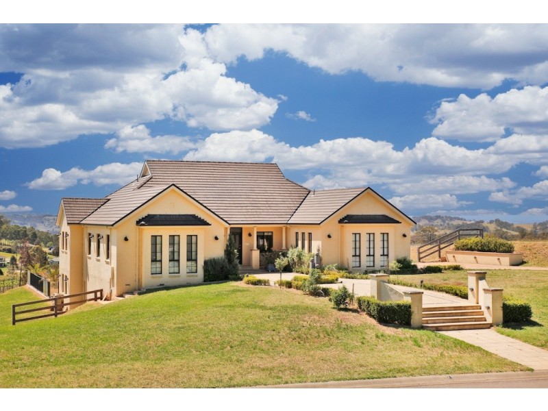 21 The Grange, Picton NSW 2571