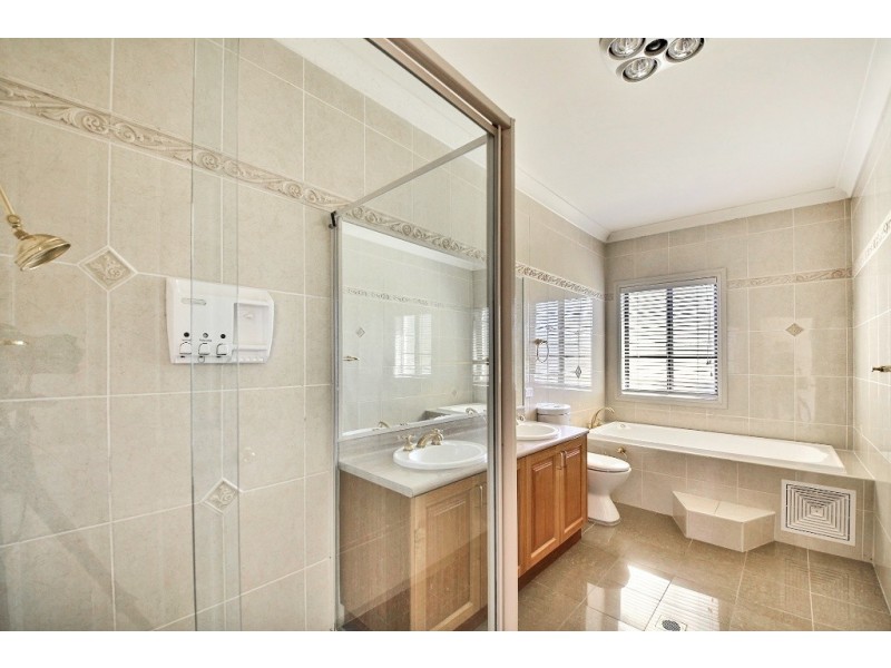 21 The Grange, Picton NSW 2571