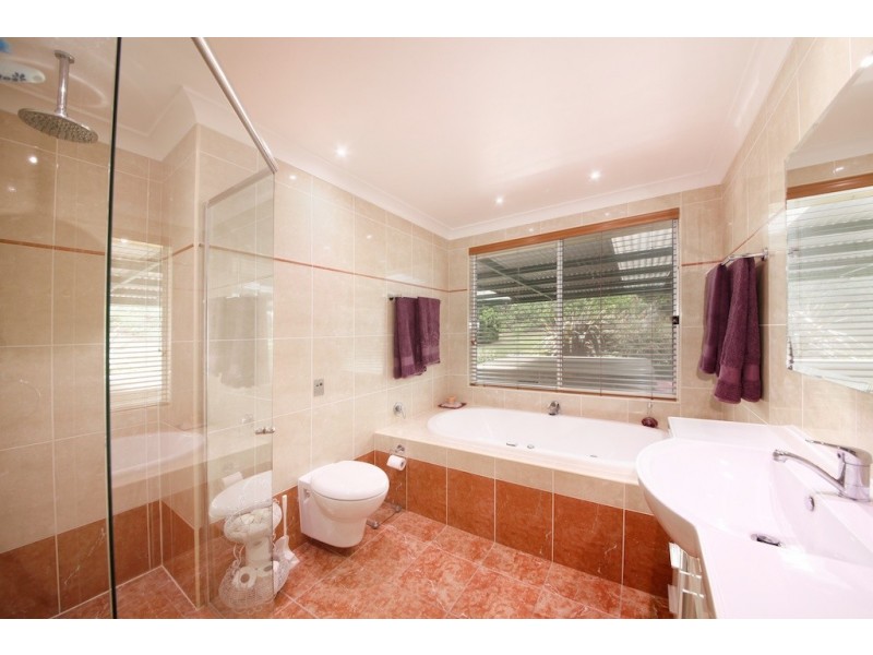 15 Coates Rd, Hill Top NSW 2575