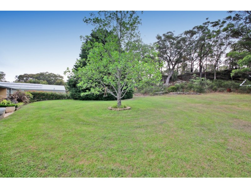 15 Coates Rd, Hill Top NSW 2575