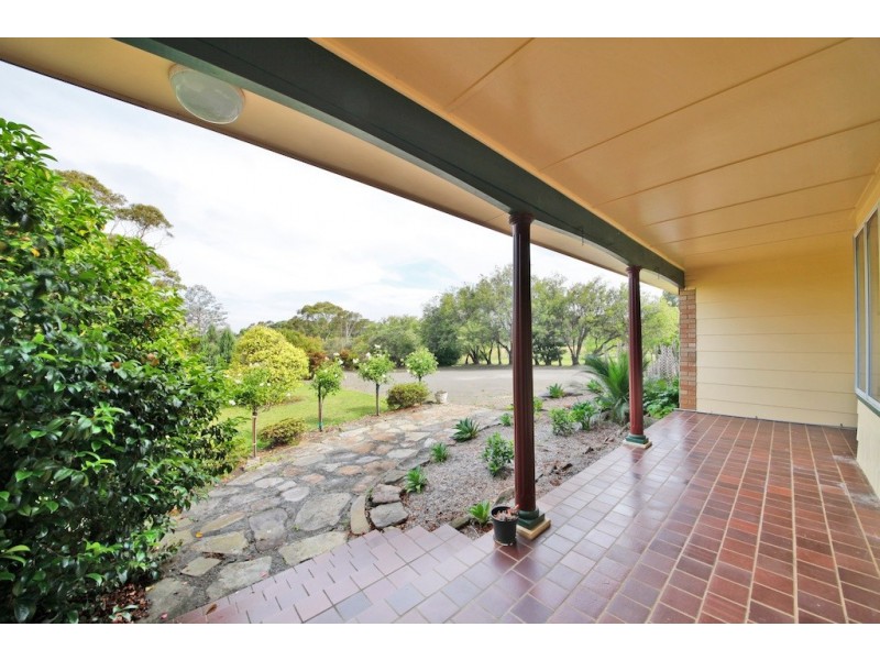 15 Coates Rd, Hill Top NSW 2575