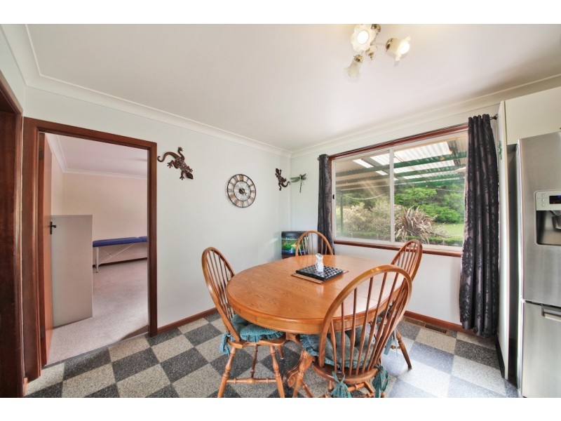 15 Coates Rd, Hill Top NSW 2575