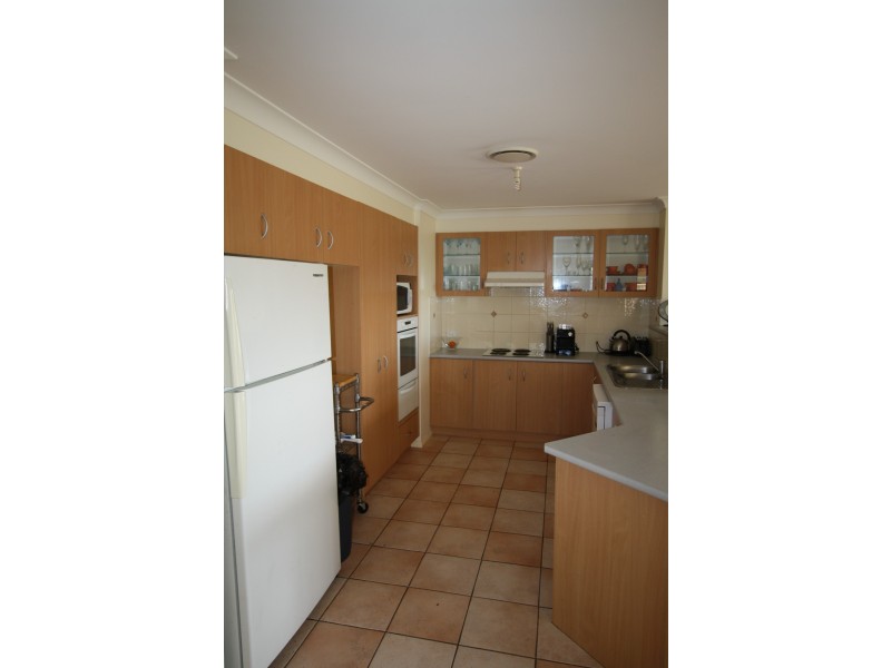 18 Ayrshire Garden, Picton NSW 2571