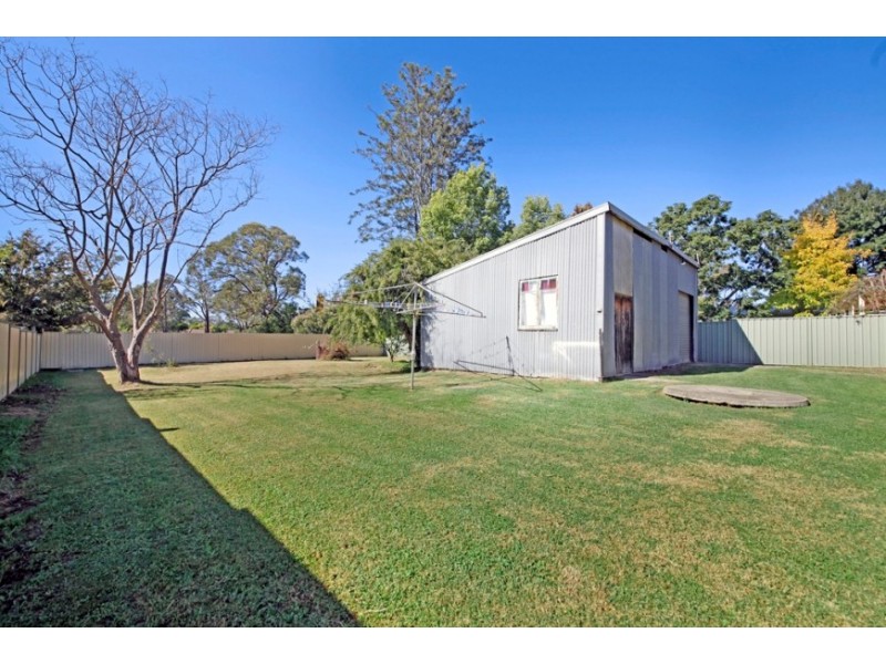 8 Station Street, Thirlmere NSW 2572 the real estate agency Withdrawn