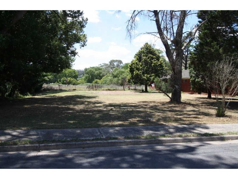 8 Menangle Street West, Picton NSW 2571