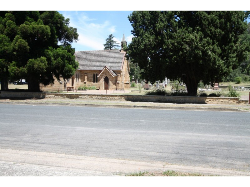 8 Menangle Street West, Picton NSW 2571