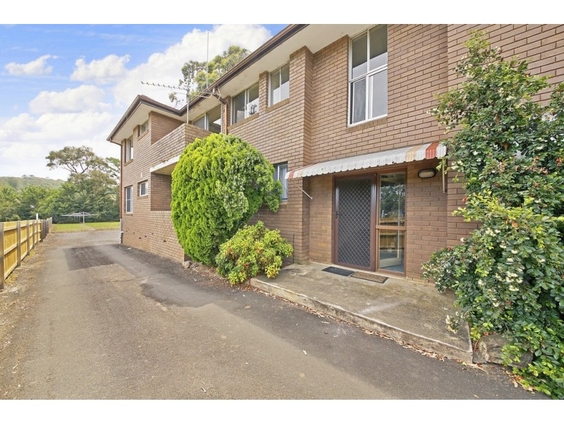 2/77 Menangle Street, Picton NSW 2571