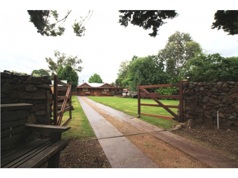 332 Bridge Street, Thirlmere NSW 2572