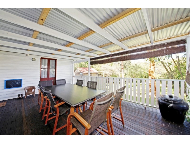 16 Campbell Street, Picton NSW 2571