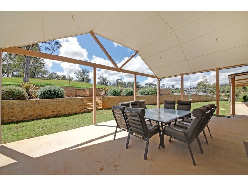 2 Attunga Close, Picton NSW 2571