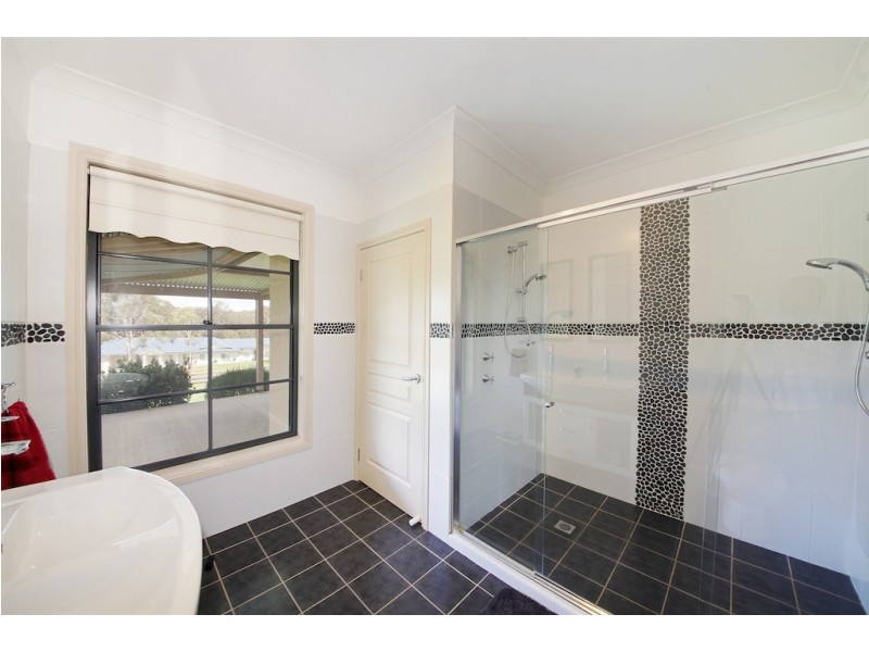 2 Attunga Close, Picton NSW 2571