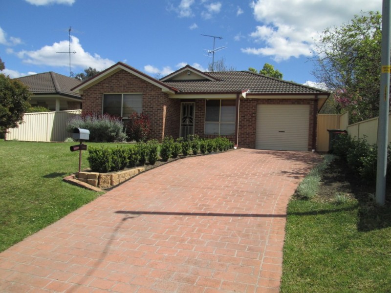 27A Castlereagh Street, Tahmoor NSW 2573