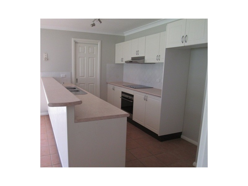 27A Castlereagh Street, Tahmoor NSW 2573