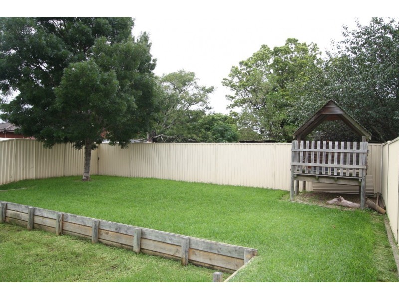 27A Castlereagh Street, Tahmoor NSW 2573