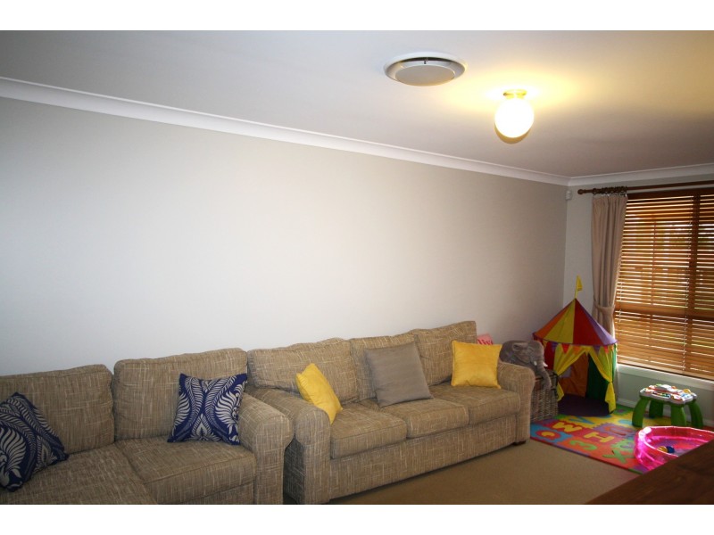 27A Castlereagh Street, Tahmoor NSW 2573