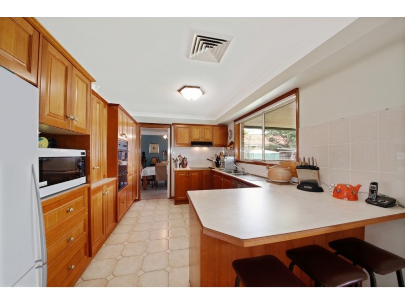4 Poplar Place, Picton NSW 2571
