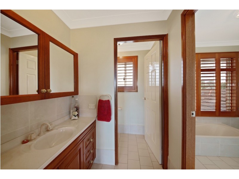 4 Poplar Place, Picton NSW 2571