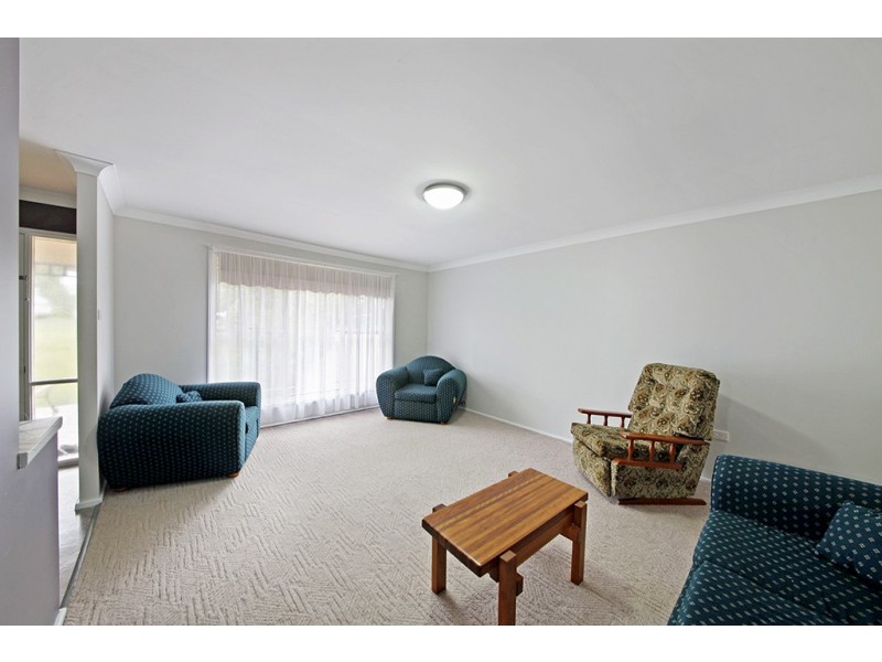5a Albert Avenue, Thirlmere NSW 2572