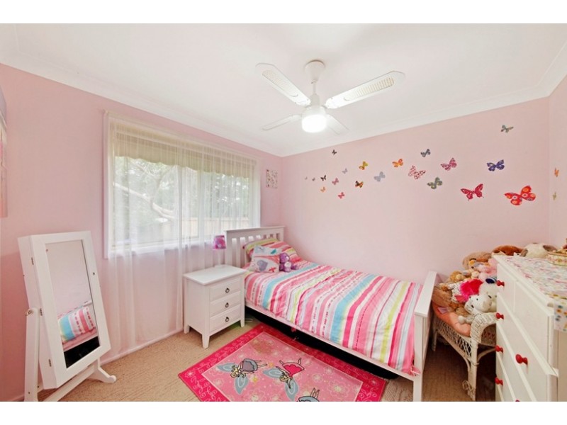 5a Albert Avenue, Thirlmere NSW 2572