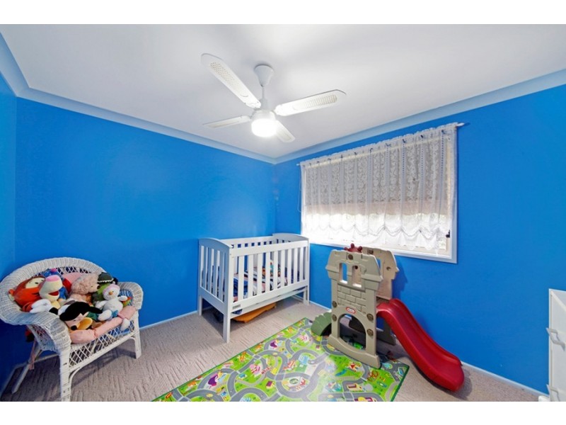 5a Albert Avenue, Thirlmere NSW 2572