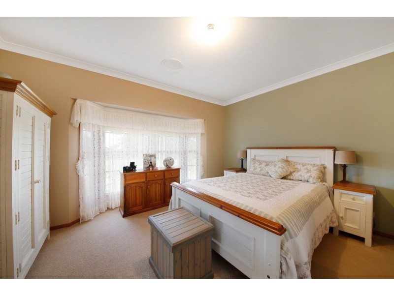 4 Whistler Close, Buxton NSW 2571