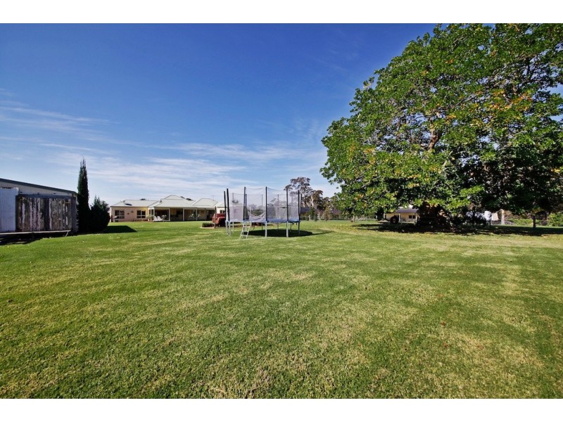 4 Whistler Close, Buxton NSW 2571