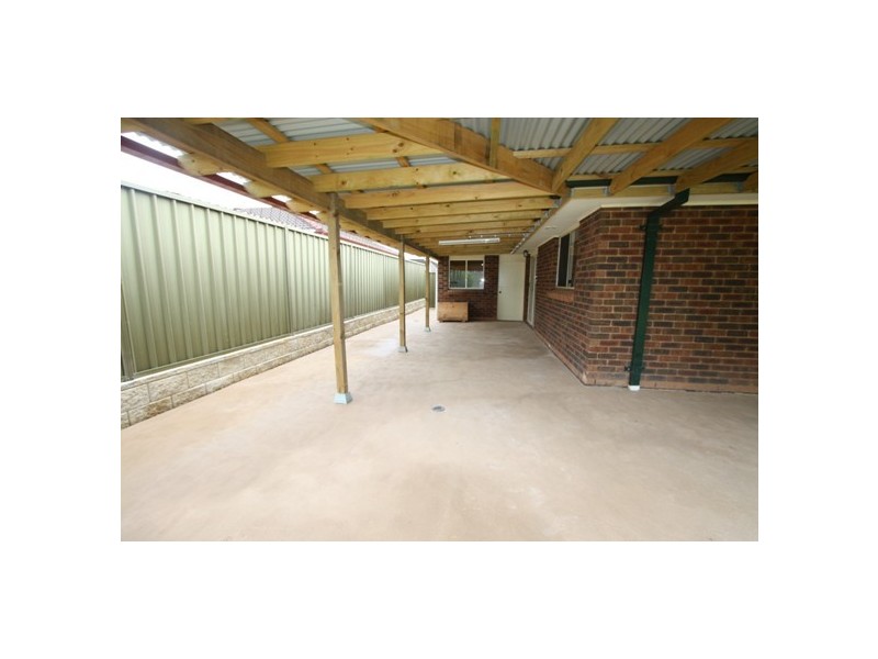 34 Devitt Crescent, The Oaks NSW 2570