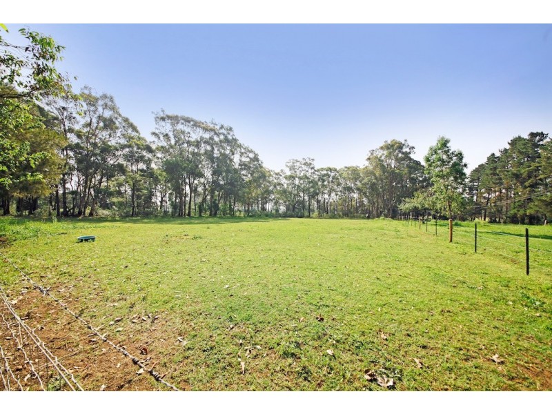 110 Byron Road, Tahmoor NSW 2573