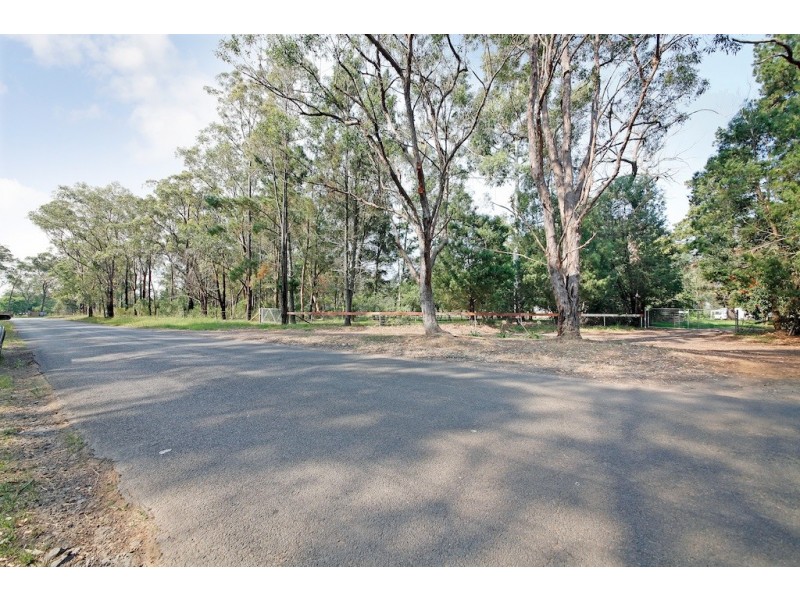 110 Byron Road, Tahmoor NSW 2573