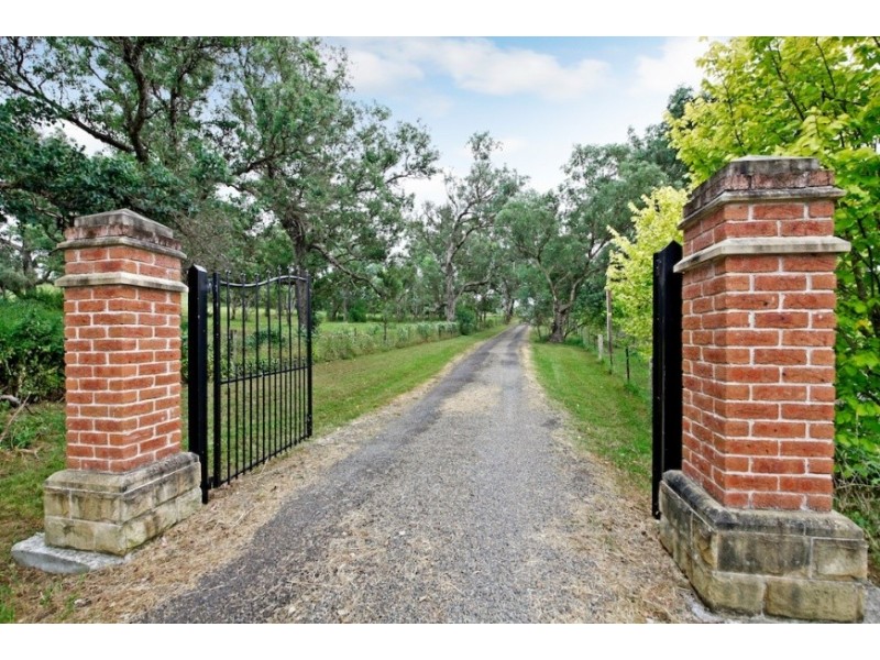 170 Barkers Lodge Road, Picton NSW 2571