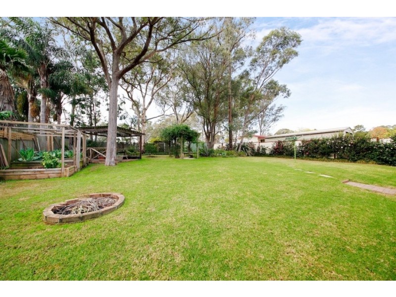 38 Turner Street, Thirlmere NSW 2572