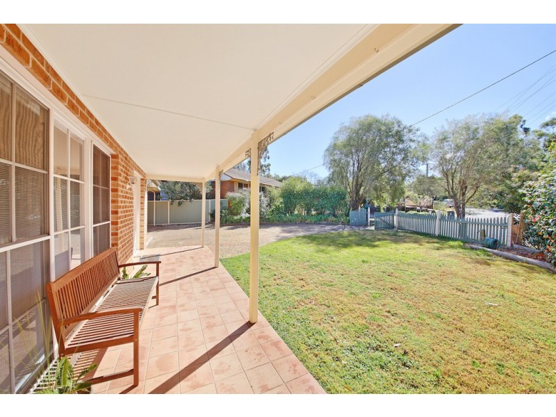 26 Campbell Street, Picton NSW 2571