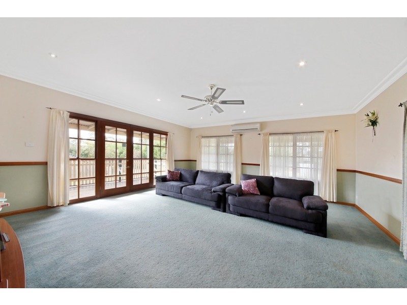 2 Albert Avenue, Thirlmere NSW 2572
